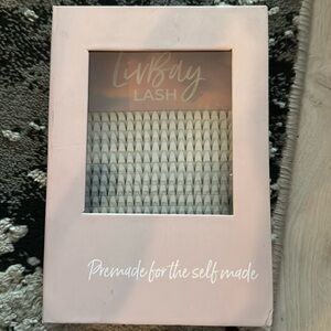 LIVEBAY LASH 10D 0.5 premades NEW bought for 55 usd and paid taxes and duties